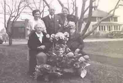 picture of Lewis and Emma Meyer; 1935; shared by John and Sharon (Brandenburg) Oellerich