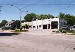 picture of Gierach Garage in 1999