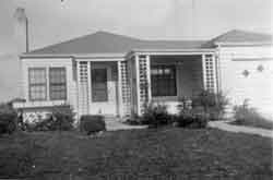 picture of Oliver and Ann (Siegl) Schulteis Residence c: 1941