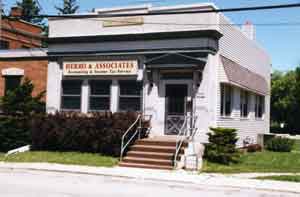 picture of Citizens Bank/Post Office Building