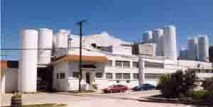 picture of Gehl Dairy; 1999