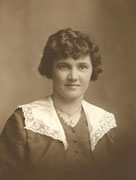 Anna (Ott) Siegl
(1887-1944)