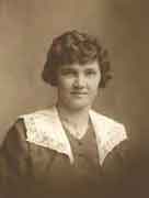 Anna (Ott) Siegl
(1887-1944)